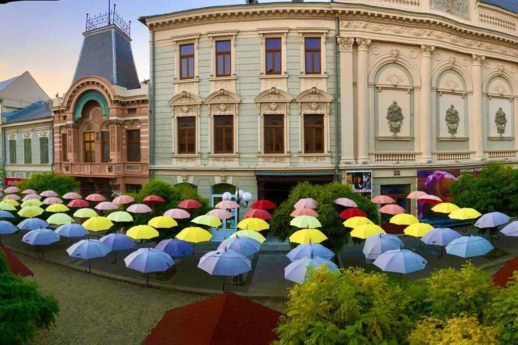 Chira Chiralina Classic Apartment Brăila Buitenkant foto