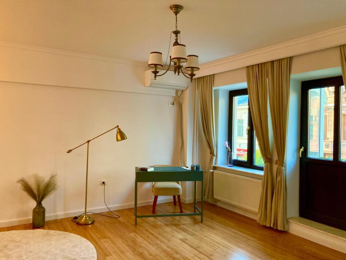 Chira Chiralina Classic Apartment Brăila Buitenkant foto