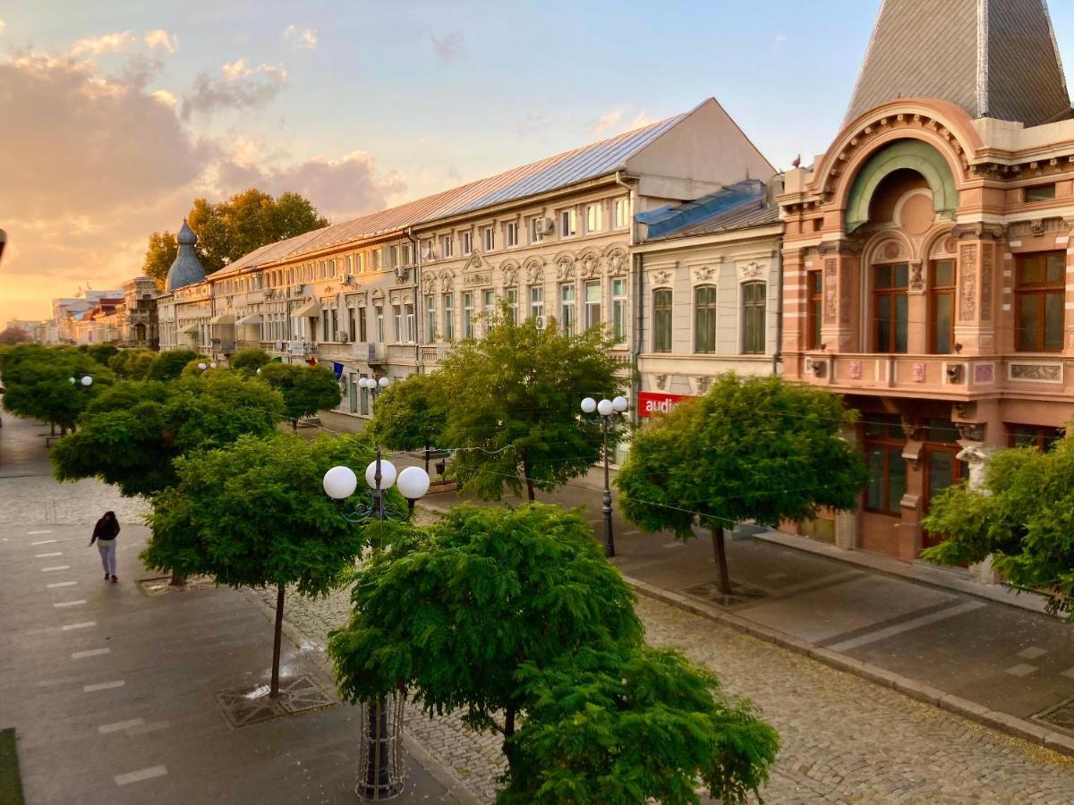 Chira Chiralina Classic Apartment Brăila Buitenkant foto
