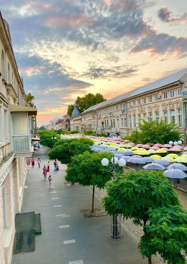 Chira Chiralina Classic Apartment Brăila Buitenkant foto